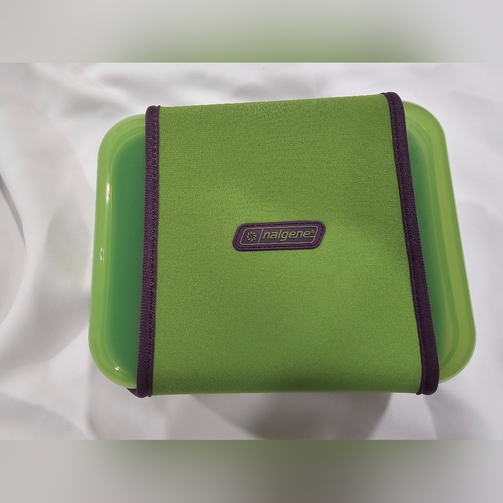 Nalgene Lunch Box Buddy Green Green Used BPA Free Plastic One Compartment